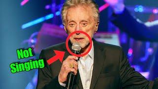 Frankie Valli gets ROASTED on TikTok | TikTok continues to laugh at this man and it’s sad