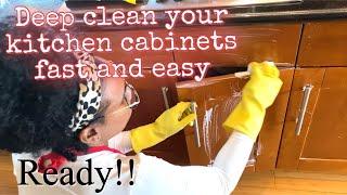 How to deep clean grime from your kitchen cabinets fast and easy and two steps #HowToCleanCabinets