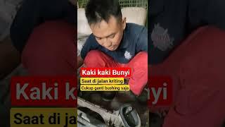 Kaki kaki bunyi saat di jalan keriting atau jalan rusak