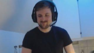 Forsen dances to GACHIMUCHI Music