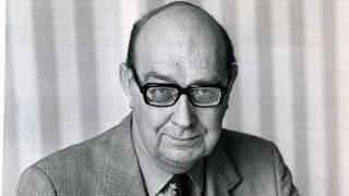 "Annus Mirabilis" by Philip Larkin (read by Tom O'Bedlam)