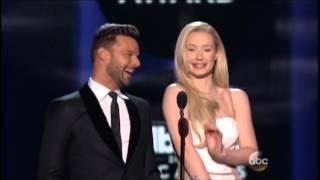 Ricky Martin en Presentacion Especial a Jennifer Lopez en los Billboard Awards 2014