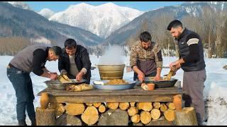 ️ Snowy Mountain Magic: Cooking Khash in the Frosty Wild!