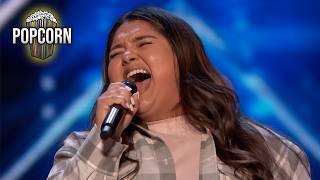 Most POWERFUL Female Singer To EVER Audition for America's Got Talent!