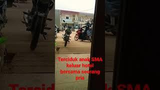 Terciduk anak SMA chekin hotel bersama seorang pria||shorts