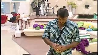 Baaap pe jaaana naaaai....  Dolly bindra Manoj tiwari full fight bigboss