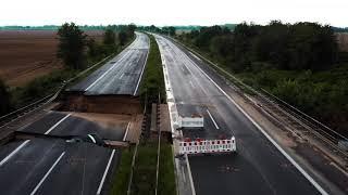 Beschädigte A1 bei Erftstadt - Hochwasser Katastrophe 2021/Damaged A1 at Erftstadt after flood 2021