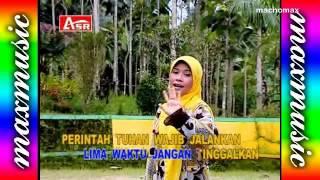 Cap Cip Cup  Wafiq Az  by machomax