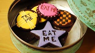 Alice in Wonderland Decorated Cookies