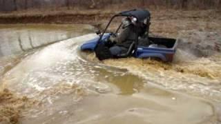 yamaha rhino in deep water