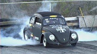 VW bug vs Ford Mustang GT, street cars drag racing