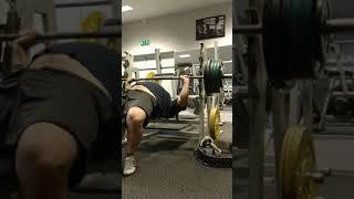 130kg bench press. Lifting slow feels good. Iam going to start traning the bench again.