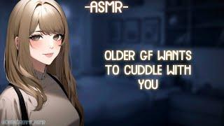 [ASMR] [ROLEPLAY] older gf wants to cuddle with you (binaural/F4A)