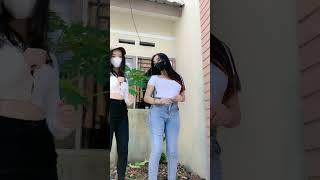 Wanita cantik goyang tiktok || jangan lupa pake masker #Short