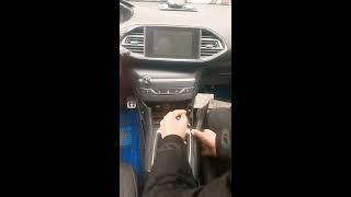 Peugeot 308 (2014-2019) Simple Radio Removal