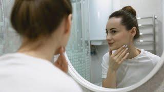 Skincare Essentials: Dermatologist Tips for Youthful Skin