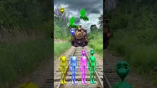 equal dame tu cosita 4 different colors alien dance vs train driver tom