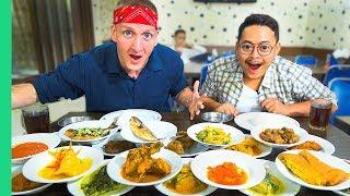 Traditional Jakarta Street Food You Must Try! Nasi Padang and Jakarta's BEST Fried Rice!