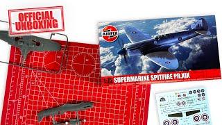 Official Unboxing Airfix: Supermarine Spitfire PR.XIX (A02017B)