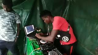 DJ - STANOZ AND MC MAKELELE  LIVE AT PESHMATT SUPERMARKET BUMALA BUSIA k