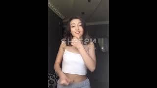 26 Julia Tiktok | @RH3PSN