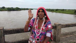 Singer Salkabai Manjeera River Heavy Water