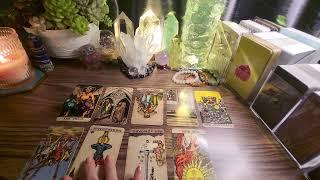 Tarot / Điều họ muốn nói với bạn lúc này 