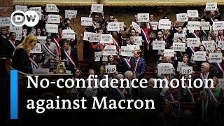 French government narrowly survives no-confidence vote | DW News