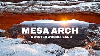 A Winter Wonderland at Mesa Arch in Canyonlands | Landscape Photography and Hiking in Utah