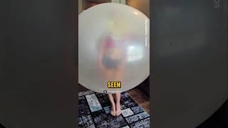 Human-Size Chewing Gum Balloon‼️(hypegurlqp)