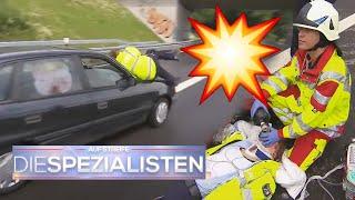 Schock!  Autobahnpolizistin wird von einem Auto ANGEFAHREN | Die Spezialisten | SAT.1