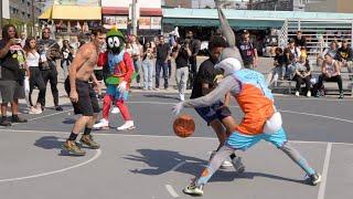 Bugs Bunny & Marvin Martian GO CRAZY 2v2 vs Awkward Hoopers IRL [Space Jam IRL]