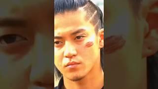 KARAKTER TERKUAT CROW ZERO