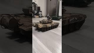 т-90 vs T-72 . RoboCop vs Terminator !