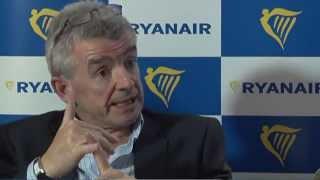 "I'll kiss your bum at the gate": Ryanair CEO O'Leary in Amsterdam