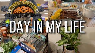 Day in my life: work, errands, and organizing gifts | cook with us | gifts from our house warming