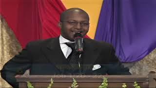 Pastor Andrew Berry Preaching " I'm Not Tripping " Job 1:20-22