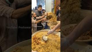 Most Famous Rahman Gull Chawal Shoba Bazar Peshawar Street Food | Peshawari Beef Rahman Gull Chawal