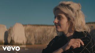 Emily Burns - I’m So Happy (Official Video)