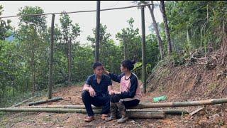 Kind man helps 17 year old single mother build bamboo house, simple love | Ma Tieu Ly