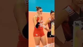 zehra gunes interview in English || zehra gunes volleyball Mach || zehra gunes beautiful volleyball