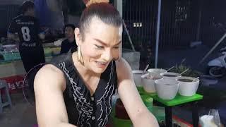 Pakob She sold only one in Prachuap Khiri Khan Thailand น้ำยำแกงส้ม ยังติดใจเลย #ป้ากบสามแซ่บ ประจวบ