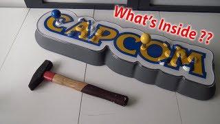 What's Inside the Capcom Home Arcade ??