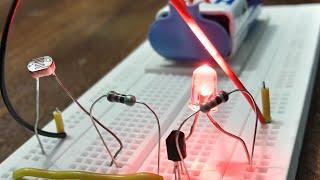 How photoresistor (LDR) works. School/College project.