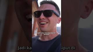 Smart British person knows Indonesia