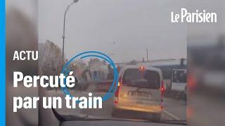Val d’Oise : un train percute un camion benne coincé sur un passage à niveau