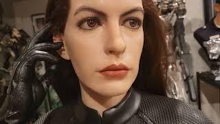 Infinity Studios: Catwoman (Anne Hathaway) Life Size Bust Unboxing