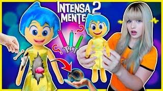 🟡 ABRÍ la MUÑECA de ALEGRÍA de Intensamente 2!!  *Encontré algo HORRIBLE en su cabeza*