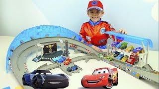 Cars 3 and ULTIMATE FLORIDA SPEEDWAY - Danik and Lightning McQueen vs Jackson Storm