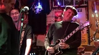 SURPRISE JAM ~Joe Bonamassa joins with Groove Legacy at the Baked Potato  12:27:18